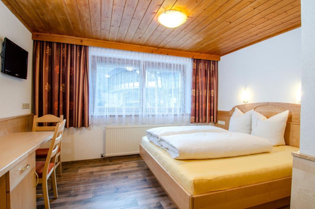 Hotel Garni Golfais Ишгль Экстерьер фото