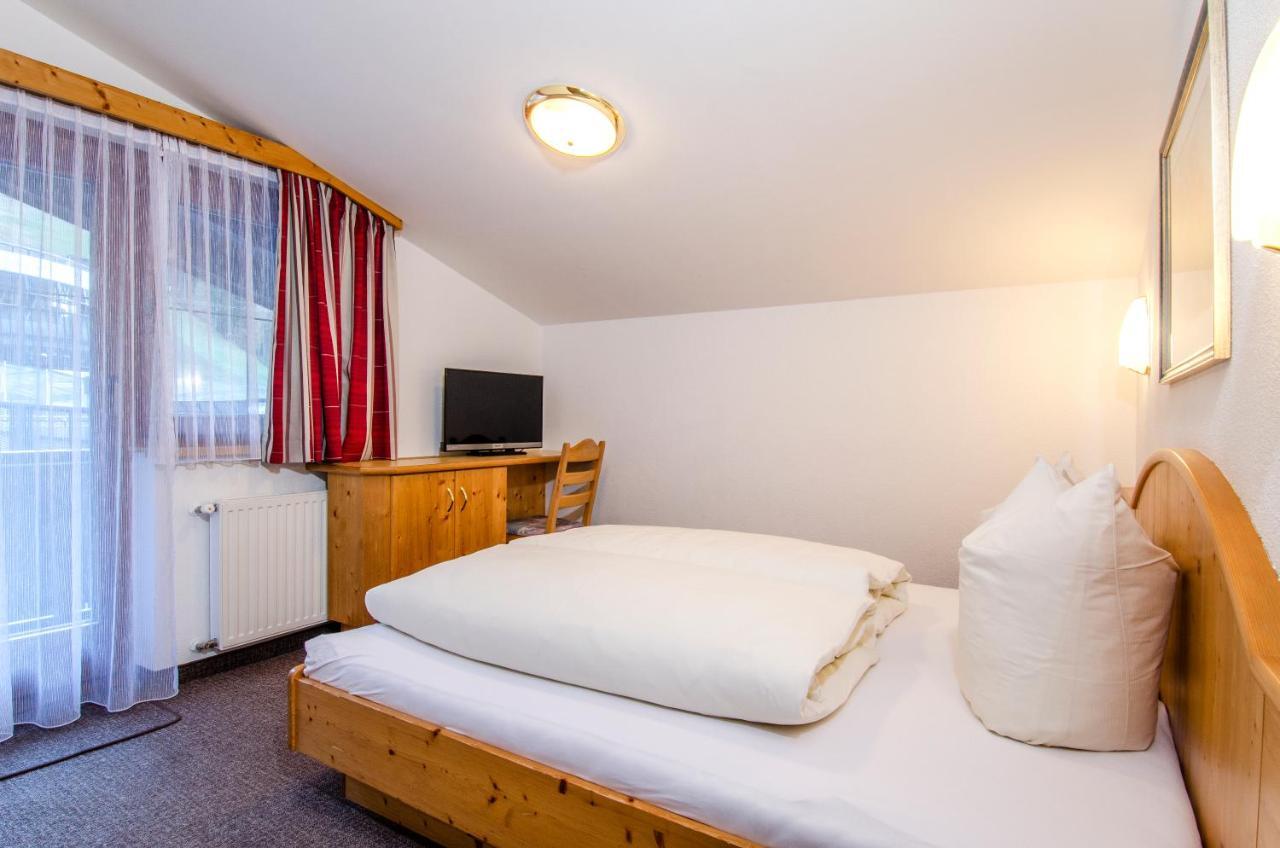 Hotel Garni Golfais Ишгль Экстерьер фото
